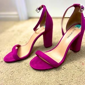 Call it spring pink sandals 8.5